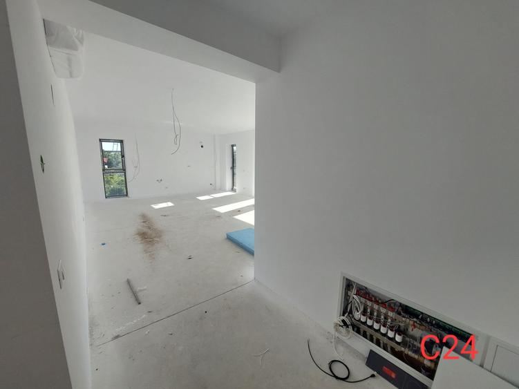 Apartament spatios cu 2 camere si 2 balcoane - SISESTI - NOU