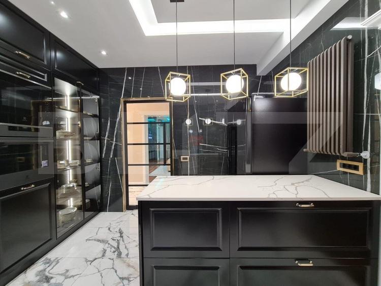 Apartament LUX cu 3 camere, 84 mp, etajul 1, zona Burdujeni