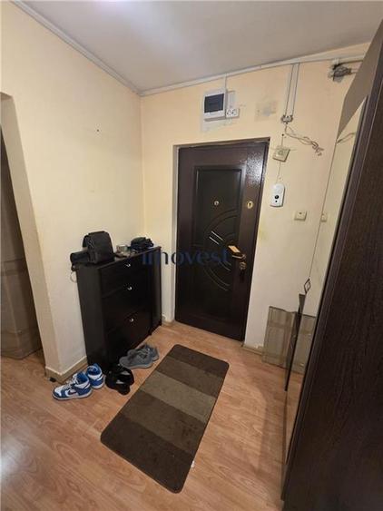 Apartament 3 Camere zona Strazii Closca