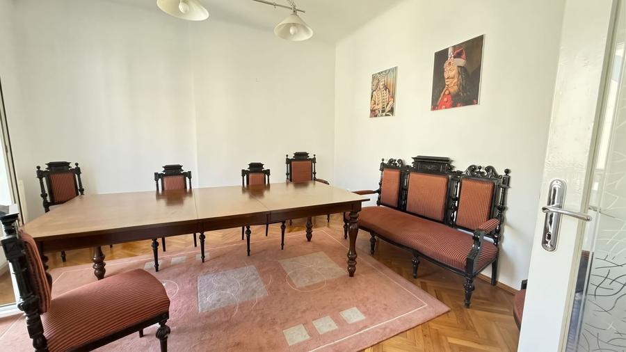 3 CAMERE | VILA INTERBELICA | ZONA EMINESCU | CENTRALA PROPRIE | 10 MIN METROU