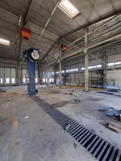 Distribuție /productie 3800 mp -constructie /14.000 mp curte.