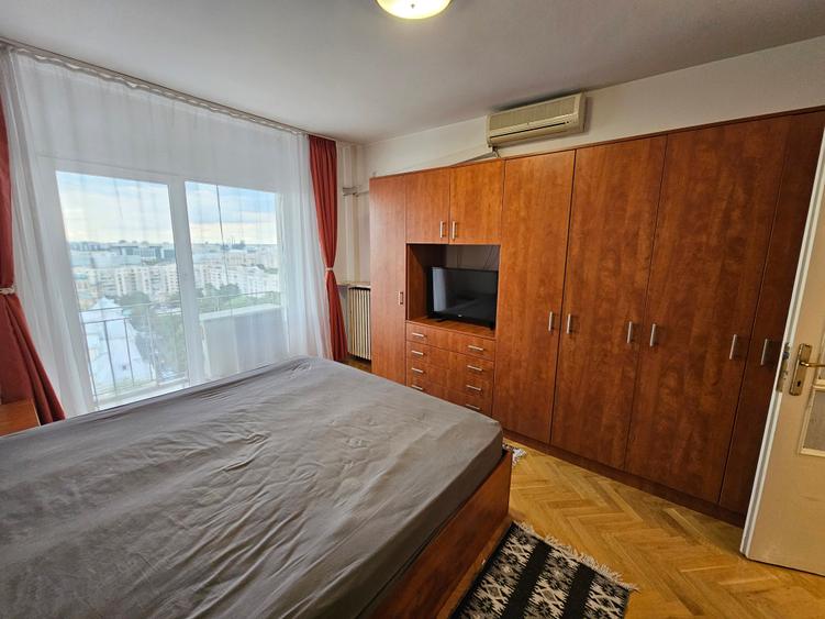 Apartament 3 Camere Națiunile Unite cu Centrala Proprie