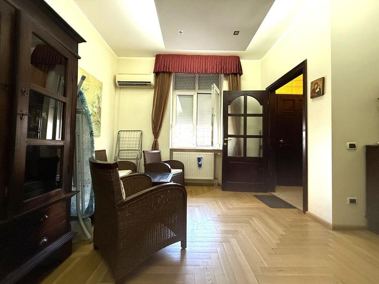 Adresă de prestigiu: 3 camere Piața Victoriei
