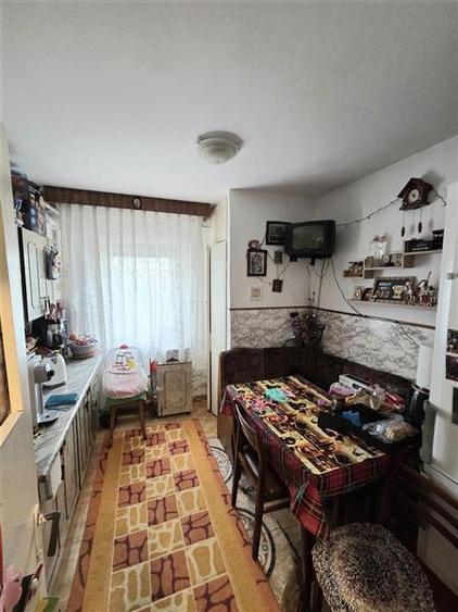 Apartament 3 camere, Etaj 1, Navodari