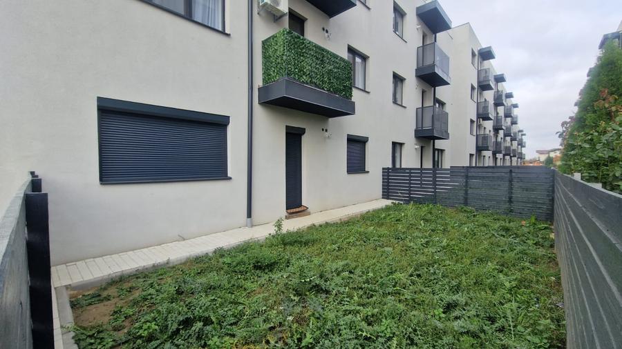 2 camere spatioase si luminoase cu GRADINA PROPRIE
