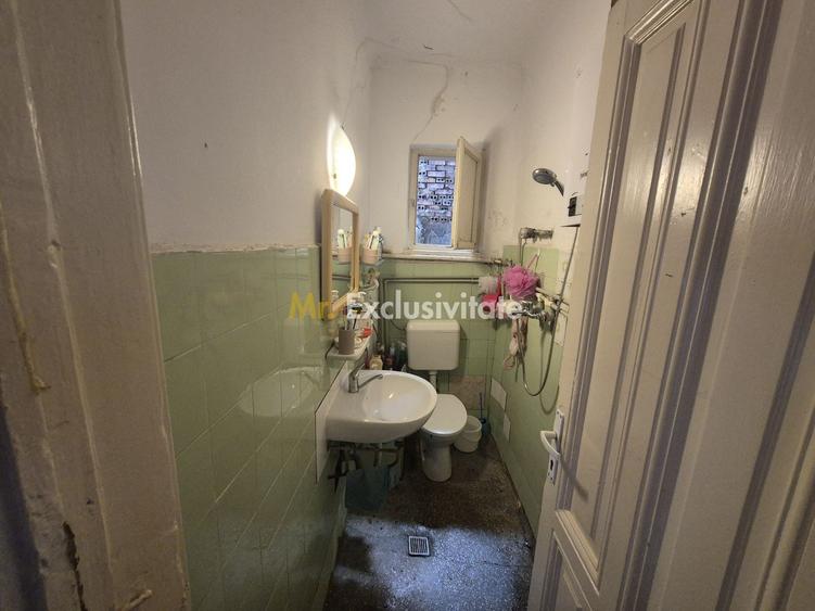 Apartament cu potențial situat pe strada Amzei.