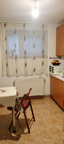 Apartament 2 camere in bloc vila zona Centrul Civic