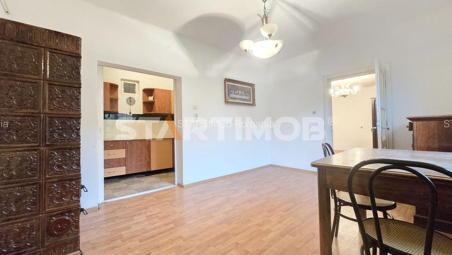Casa 5 camere cu acces auto RASNOV - 32