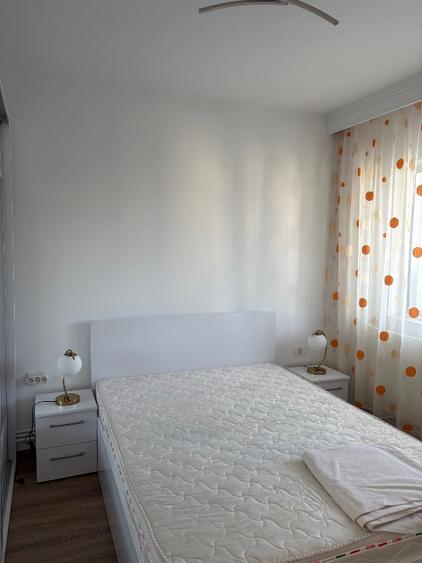 Inchiriere apartament doua camere decomandat