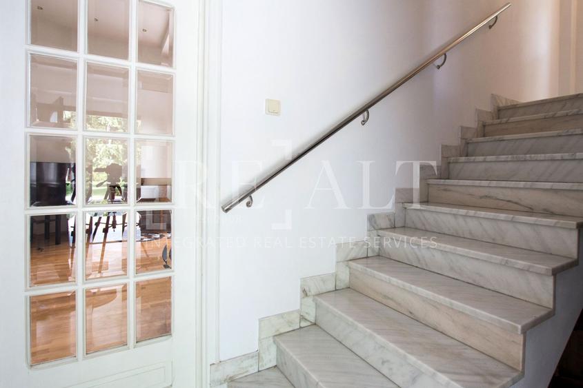 Vanzare casa, vila 10 camere | 3.265mp teren, Finisare Premium | Breaza, Prahova
