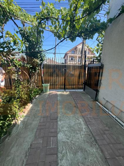 Casă de vânzare în Viile Noi – Anda, Constanța | 2 corpuri | Teren 240 mp