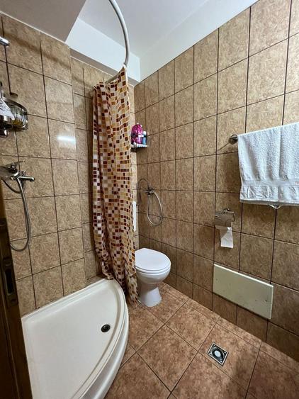 4 camere mobilate, de vanzare, parcare inclusa, cartier Buna Ziua