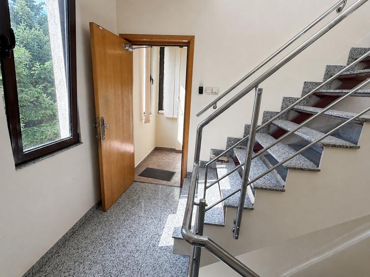 Spațiu de birou mobilat | 139 mp | parcare | Tei–Barbu Văcărescu