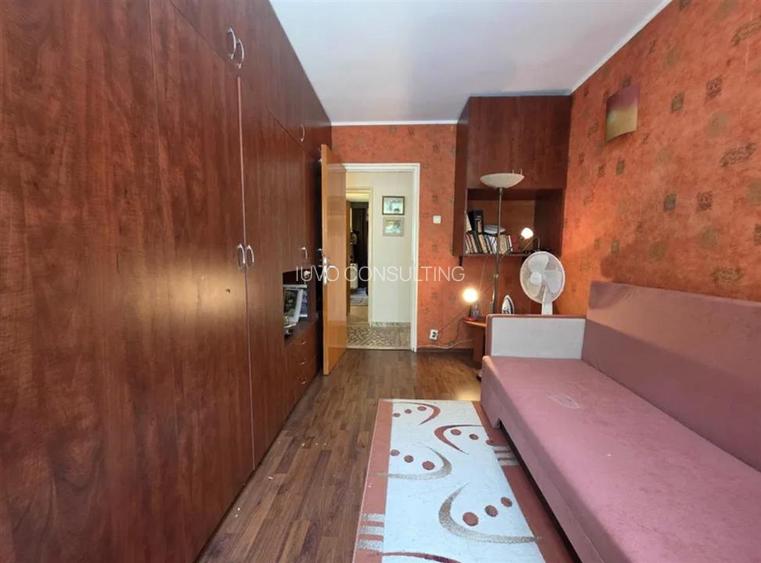 Vanzare Apartament 3 Camere Semidecomandat Berceni-Straduintei - 3