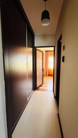 Vand apartament 3 camere IC Frimu in IFR, strada Nae Leonard, Bloc R