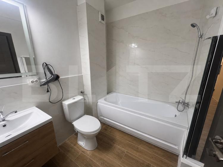 Apartament 3 camere, 70 mp, parcare, zona Lidl