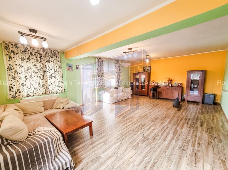 Casa 10 camere Andronache, S+P+1+M, potrivită pentru Clinică, Scoală, Azil - 9
