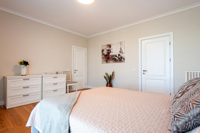 Apartament 2 camere, decomandat, 81 mp, centrala, terasa, loc parcare, Aviatiei