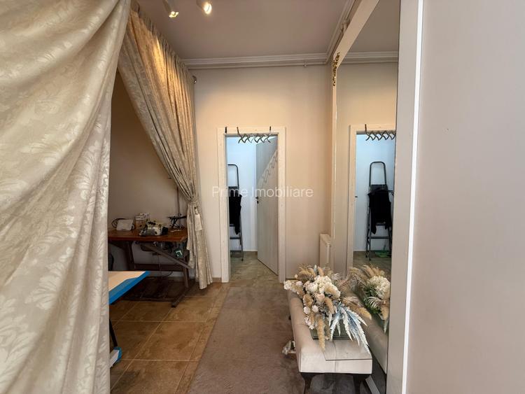 Spațiu comercial de închiriat – Zona Cetate, vitrină 12 m, 60 mp utili. - 7