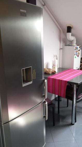 Apartament 3 camere, decomandat