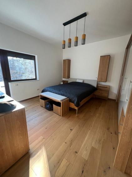 Apartament 3 camere lux, complet renovat, 105 mp, 3 balcoane –Strad