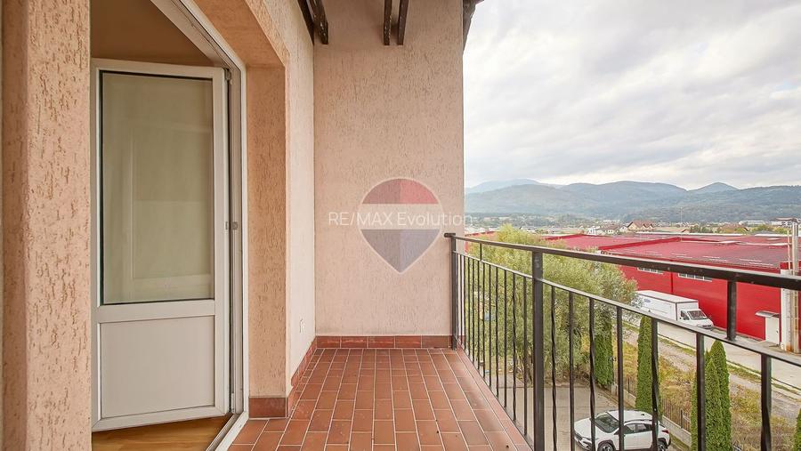 DE VANZARE | 3 CAMERE | CRISTIAN | 72 MP | LOC PARCARE | - 16
