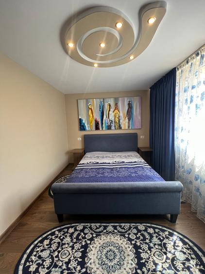 Apartament renovat complet, 69 mp, etaj 8 – Zona Semiluna, Dărmănești