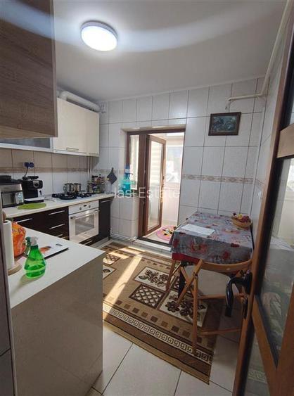 Apartament 3 camere decomandat - Stare impecabila - 18