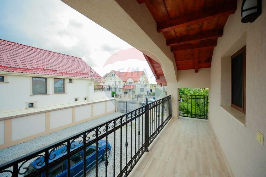Casă / Vilă de vânzare cu 7 camere, în Haieu - 23