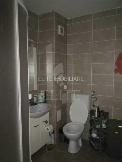 Apartament o camera în zona Motilor