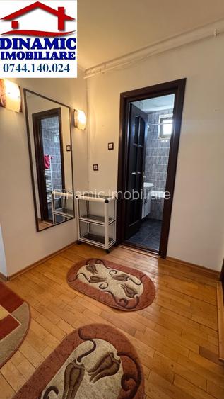 Ap 2 cam, decomandat– Mărăței, zona Școala Nr. 2, 50 mp, 350 eur/lunar - 10
