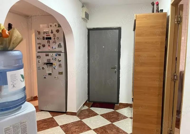 Apartament cu 4 camere -Vitan