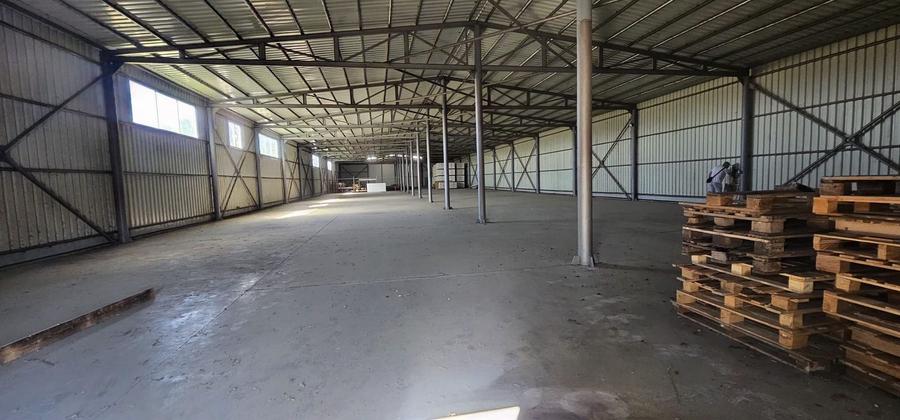 Hala 1.533 mp cu teren 5.000 mp – Vanatori, zona Maylo