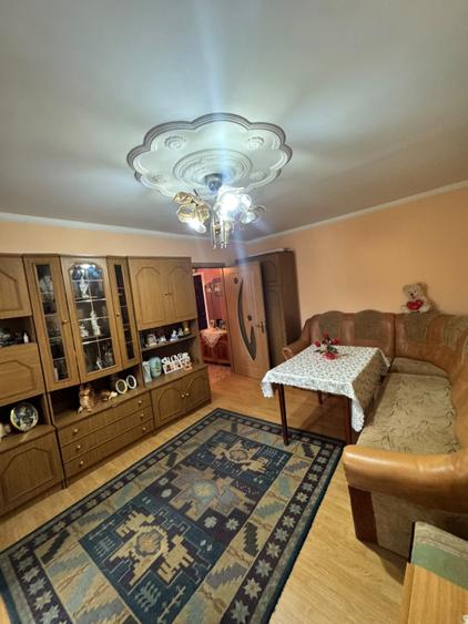 Apartament spatios gata de mutare