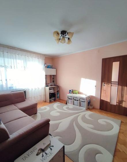 Apartament 2 camere in zona Mercur