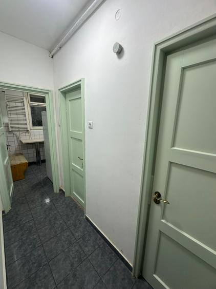 Floreasca, 2 camere decomandate, parter inalt, balcon, centrala proprie