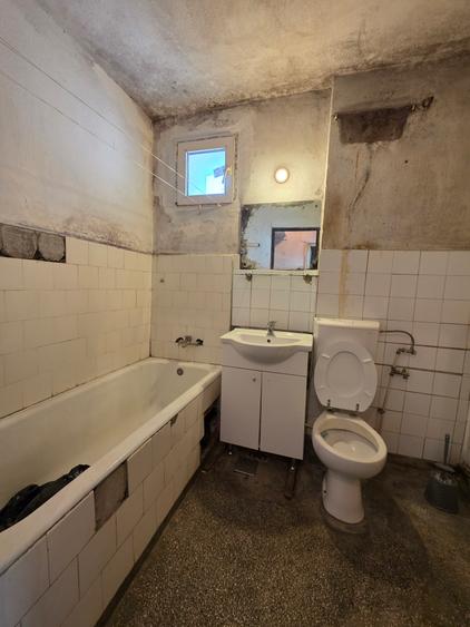 Apartament cu 3 camere de vanzare in zona Grivita - metrou Basarab 1 min.