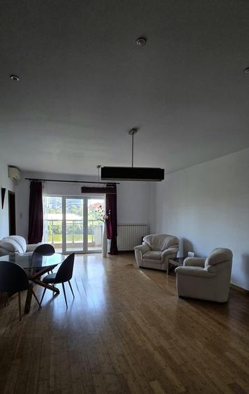 APARTAMENT 4 CAMERE ȘI VEDERE SPECTACULOASĂ CĂTRE LAC FLOREASCA