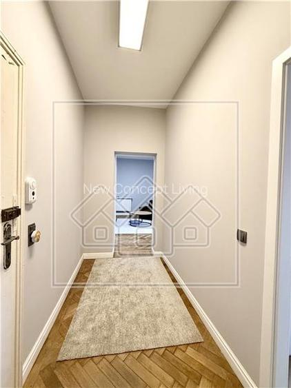 Apartament renovat, mobilat si utilat - 42 mp + pivnita - Ultracentral - 5