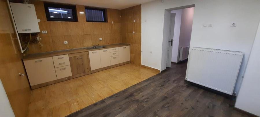 De inchiriat casa 5 camere, Tg. Mures, Zona Libertatii