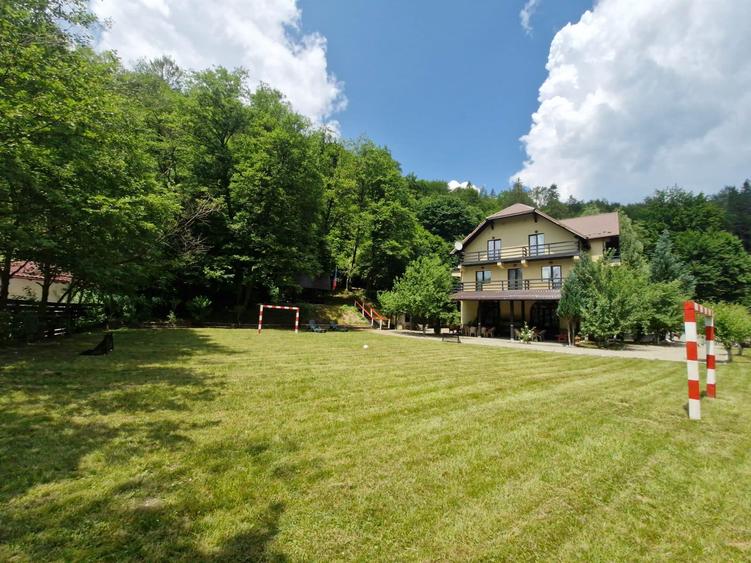 Pensiunea Turistica Cheile Cetatii - Rasnov - 690.000 euro negociabil