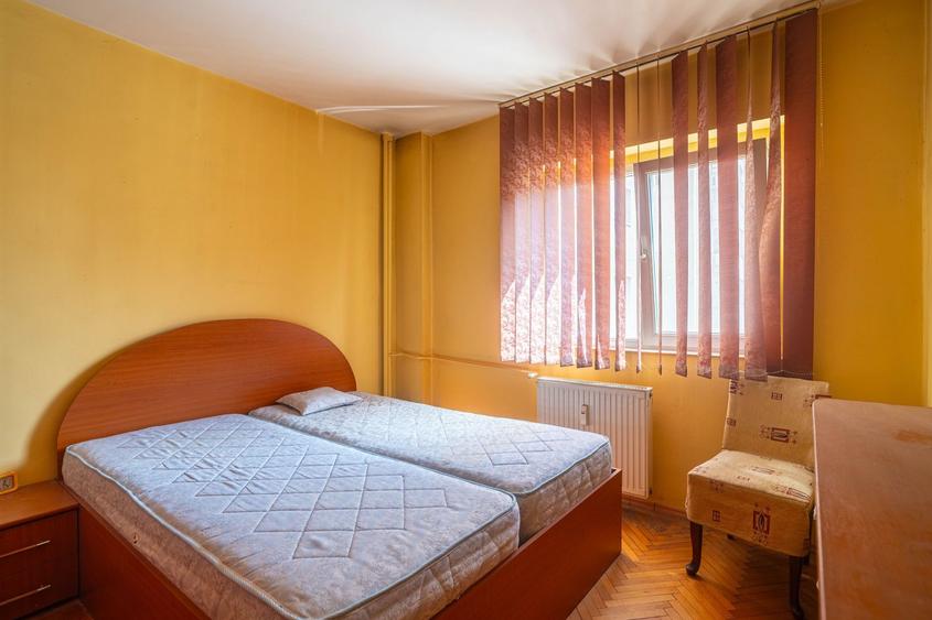 Apartament cu 4 camere de vânzare – Micalaca, malul Mureșului