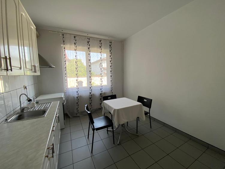 Vanzare casa vila 5 camere zona Crangasi