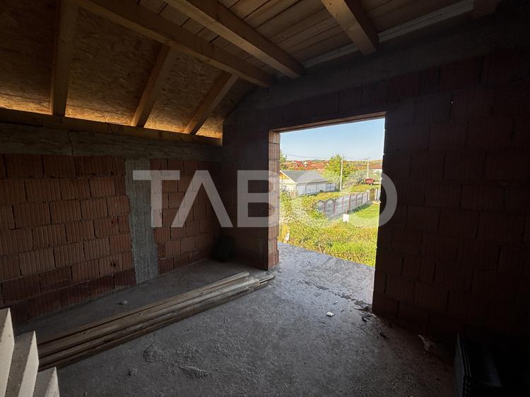 Casa de vanzare individuala constructie noua 2025 Sura Mare