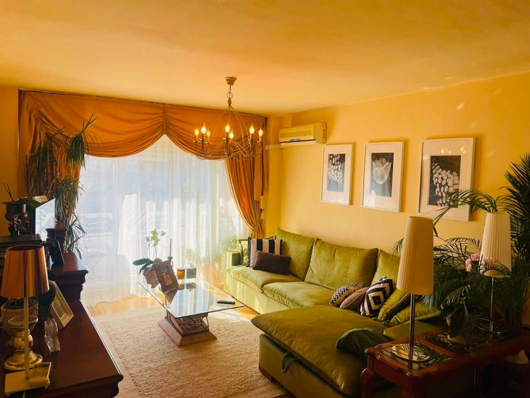 PROPRIETAR, Decebal stradal, 3 camere, 82 mp, etaj 6, 2 băi, 2 balcoane