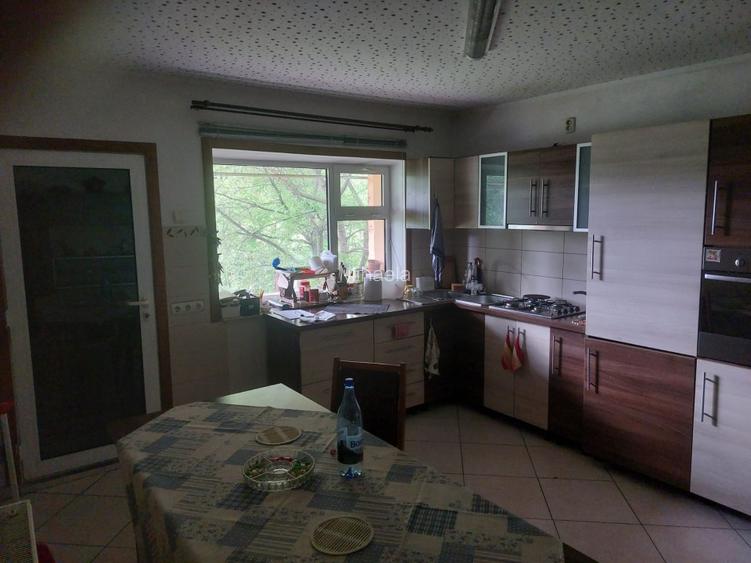Casă cu gradina in zonă liniștită cu acces privat  - 10