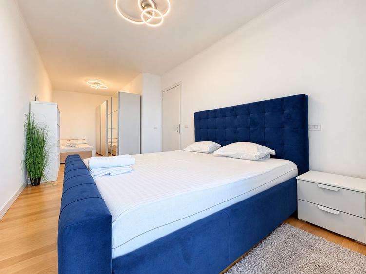 Apartament cu 3 camere, priveliste panoramica, terasă 14 mp, bloc 2010