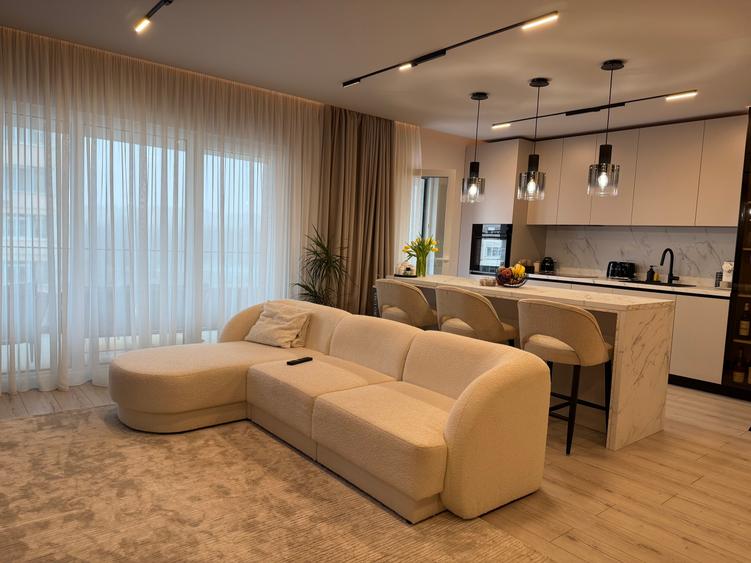Apartament cu vedere la lac în GranVia Lake,mobilat complet,parcare inclusă