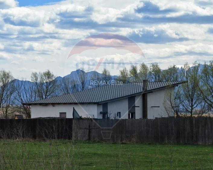 Casă / Vilă cu 4 camere de vânzare in Bod, Brasov - 9