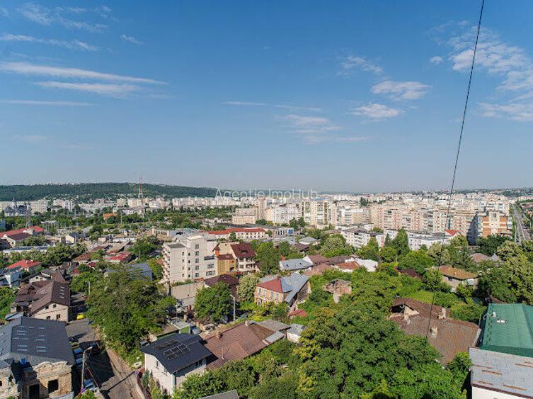 APARTAMENT  CU 3 CAMERE,  IN INIMA ORASULUI, LICEUL NATIONAL - 23